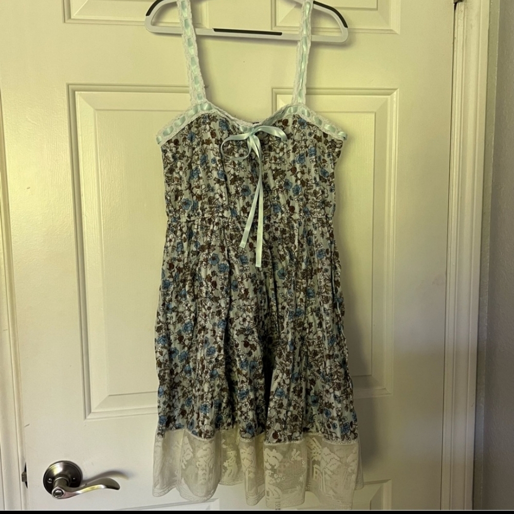 Adorable dress blue, brown & white eyelet lace strap and edges,lace along bottom